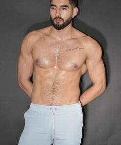 Short Deportivo Gris Claro Battysta – Frescura y estilo minimalista en cada movimiento